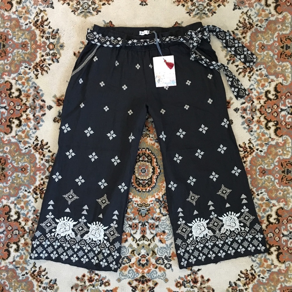Johnny Was Lane Culotte Embroidered Pant